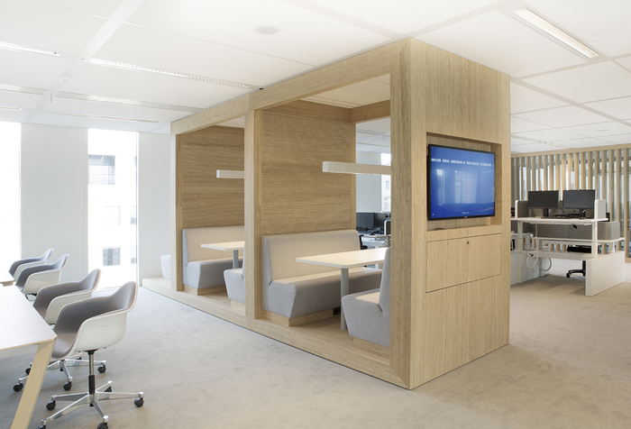 Thiết kế, thi công nội thất văn phòng - Thiết Kế - Thi Công Xây Dựng Trấn Quốc - Công Ty TNHH Phát Triển Xây Dựng Trấn Quốc
